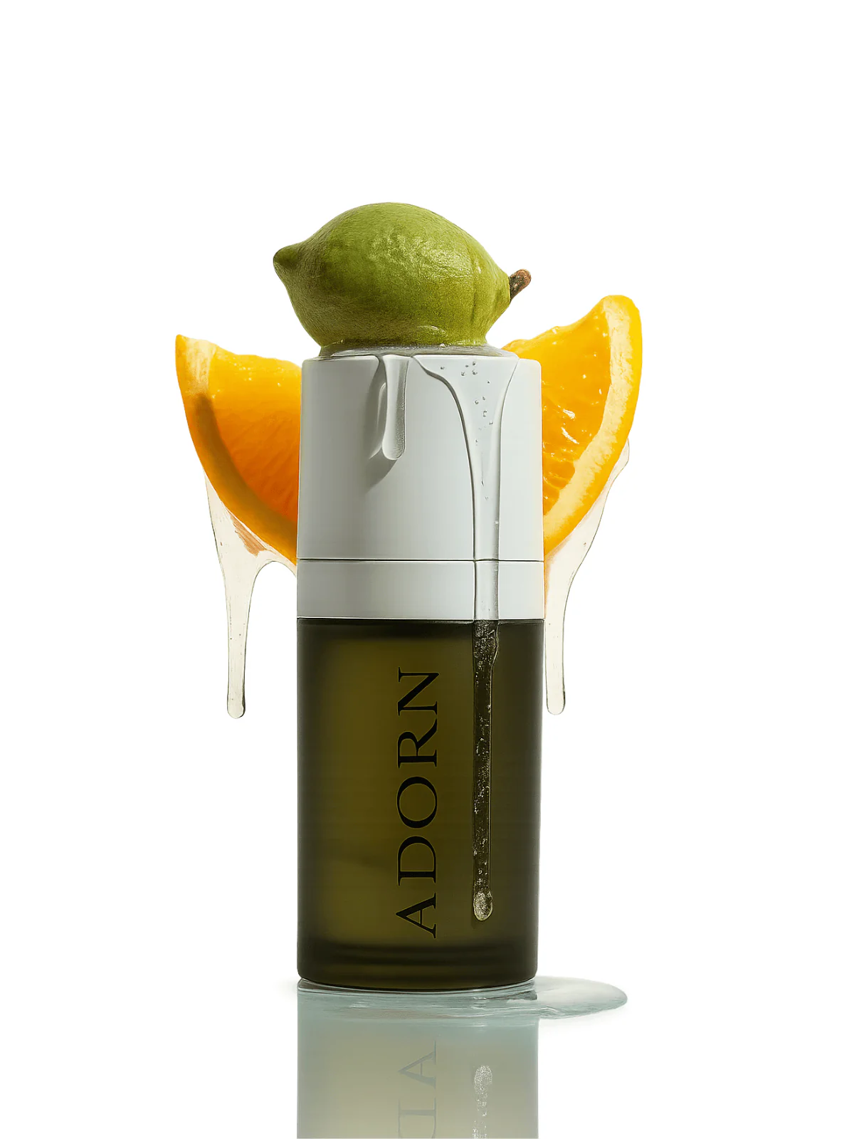 Vitamin C Brightening Cleansing Gel | Refillable - Image 7