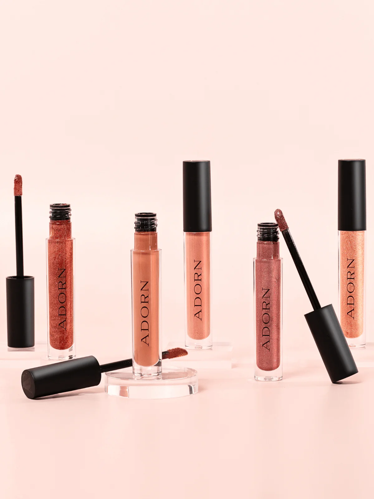 Hydrating Mineral Lip Gloss - Image 4